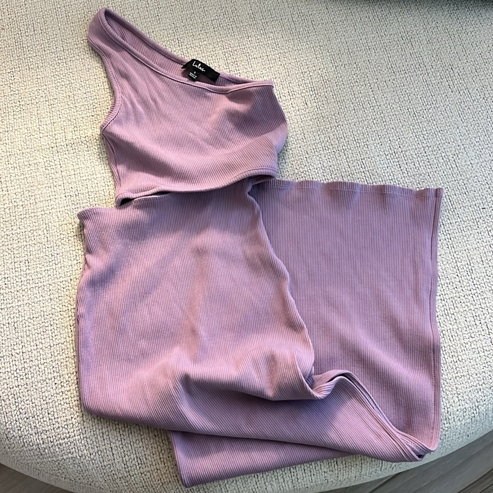 Lulu’s Lavender Ribbed CutOut Dress - Picture 7 of 8